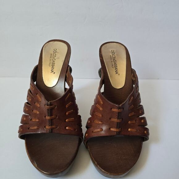 Dolce & Gabbana Wooden Heels Size 36 1/2 (US size 6) Small Flaw see Description - Picture 2 of 13